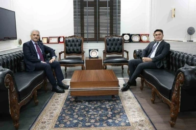 Vali Makas&rsquo;tan, Başsavcı Emre&rsquo;ye ziyaret
