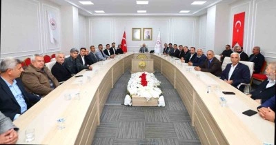 Vali Osman Varol, muhtarlarla istişare toplantısı yaptı