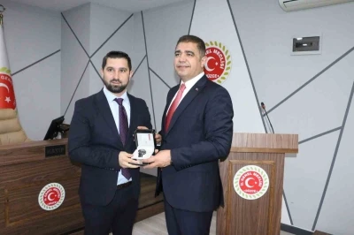 Vali Sel&ccedil;uk Aslan&rsquo;dan İl Genel Meclisi&rsquo;ne veda ziyareti
