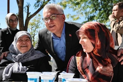 Vali Şimşek, doğal güzelliğiyle öne çıkan Hafik Gölü’nde şehit aileleriyle buluştu
