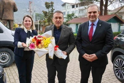 Vali S&ouml;zer, Bayırk&ouml;y Belediyesinde incelemelerde bulundu
