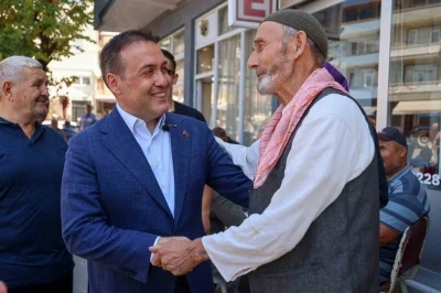 Vali Sözer, esnafın nabzını Gölpazarı’nda tuttu
