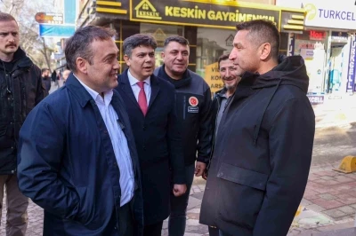 Vali S&ouml;zer, S&ouml;ğ&uuml;t&rsquo;te esnaf ve vatandaşlar ile bir araya geldi
