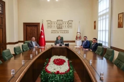 Vali S&ouml;zer ve İl M&uuml;d&uuml;r&uuml; İlhan &ccedil;evrim i&ccedil;i toplantıya katıldı
