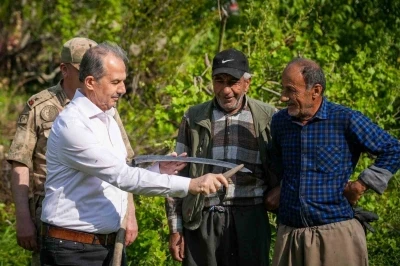 Vali Taşyapan, Kazan Vadisi&rsquo;nde halkla buluştu
