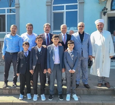 Vali Tavlı’dan hafız adaylarına moral ve tebrik
