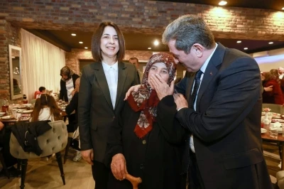 Vali Tavlı: "Ne yaparsak yapalım aziz şehitlerimize ş&uuml;kran borcumuzu layıkıyla &ouml;deyemeyiz"
