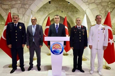 Vali Toros: &quot;Suçla mücadelemiz tavizsiz sürüyor&quot;
