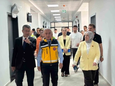 Vali Turan, Babaeski&rsquo;deki sağlık yatırımlarını yerinde inceledi
