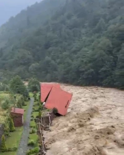 Vali uyarmıştı, devletten önce sel yıktı
