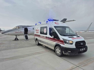 Van&rsquo;da 3 aylık bebek u&ccedil;ak ambulansla Konya&rsquo;ya sevk edildi
