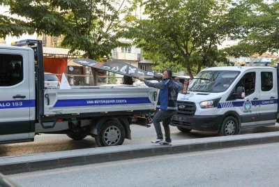 Van’da kaldırım işgaline yönelik denetimler sürüyor
