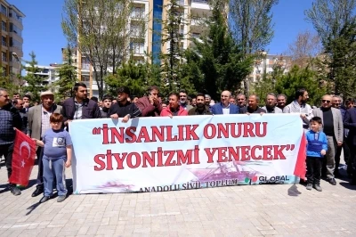Van&rsquo;da Sumud Filosu&rsquo;na yapılan saldırı kınandı
