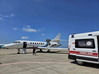 Van’dan iki bebek uçak ambulansla sevk edildi
