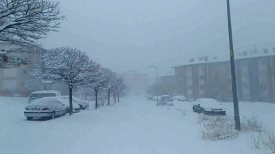 Van kar yağışı: 569 yol kapandı, u&ccedil;ak seferleri iptal edildi
