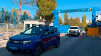 Van merkezli 2 ilde ’nitelikli dolandırıcılık’ operasyonu: 3 gözaltı
