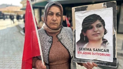 Vanlı anne: &quot;Artık evlatlarımızı değil, silahları gömsünler&quot;
