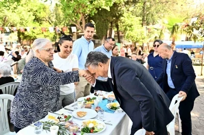 &rsquo;Vatan sağ olsun&rsquo; diyen şehit anneleri unutulmadı
