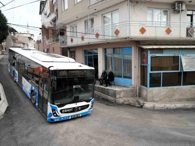 Vatandaş istedi, al&ccedil;ak tabanlı otob&uuml;s geldi
