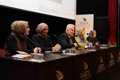 Vefatının 700. yılında Şeyh Edebali&rsquo;nin d&uuml;ş&uuml;nce d&uuml;nyası ele alındı
