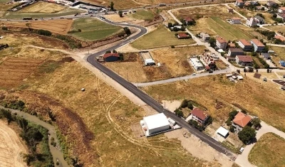 Velimeşe&rsquo;de alternatif yol trafiğe a&ccedil;ıldı
