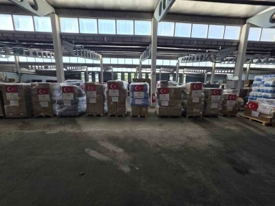 Venezuela&rsquo;ya 16,4 ton insani yardım malzemesi yola &ccedil;ıktı
