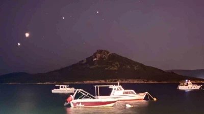 Ven&uuml;s ve J&uuml;piter&rsquo;in nadir kavuşumu Ayvalık&rsquo;tan g&ouml;r&uuml;nt&uuml;lendi
