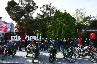Vezirk&ouml;pr&uuml;&rsquo;de 23 Nisan&rsquo;da motosiklet korteji

