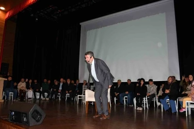 Vezirköprü’de &quot;Mutlu Aile Mutlu Çocuk&quot; söyleşisi
