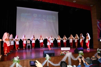 Vezirk&ouml;pr&uuml;&rsquo;de T&uuml;rk Halk Oyunları G&ouml;sterisi
