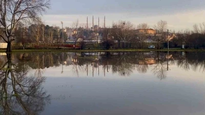 Yağışlar Tunca Nehri&rsquo;ni coşturfu: Debi 3 g&uuml;nde 3 kat arttı
