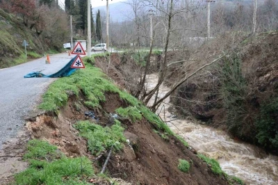 Yağışların arından, Aydın&rsquo;da her yerde heyelan ve sel olayı yaşanıyor
