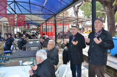 Yağmur bereketine ş&uuml;k&uuml;r hayrı

