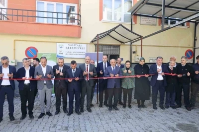 Yahyalı Ailem Derneği hizmete a&ccedil;ıldı
