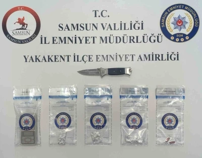 Yakakent&rsquo;te uyuşturucu operasyonu: 2 g&ouml;zaltı
