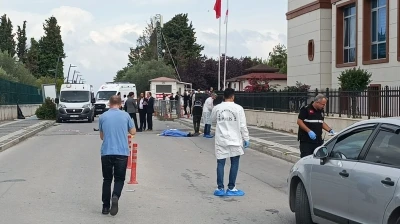 Yalova Adliyesi önünde silahlı saldırı: 1 ölü 1 yaralı
