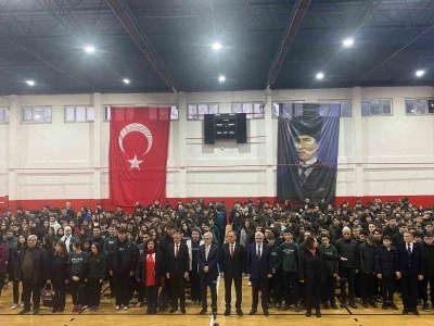 Yalova&rsquo;da ikinci d&ouml;nem, "İlk Ders: Bayrak" temasıyla başladı
