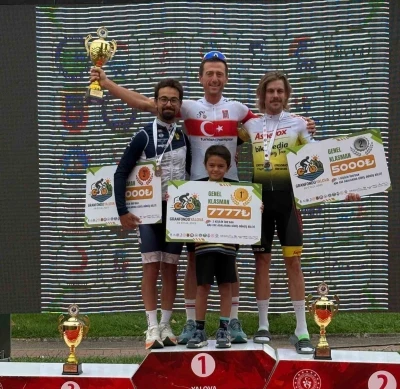 Yalova’da yapılan yarışta 2 madalya kazandı
