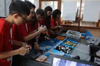 Yalovalı &ouml;ğrenciler kısıtlı imkanlarla d&uuml;nya devlerine meydan okuyor
