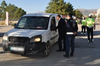 Yalvaç’ta motosiklet ve servis araçlarına yönelik denetimde 392 bin 279 TL para cezası kesildi
