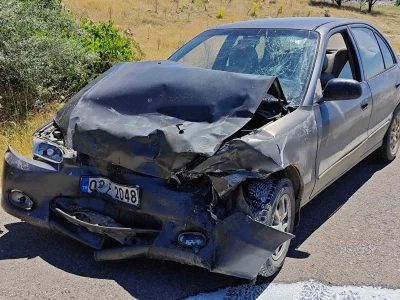 Yalva&ccedil;&rsquo;ta otomobiller kafa kafaya &ccedil;arpıştı: 1 yaralı
