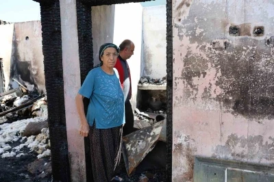 Yangında çocukları kurtardılar, 37 yıllık emek kül oldu
