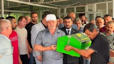 Yangında hayatını kaybeden 2 yaşındaki &ccedil;ocuk toprağa verildi
