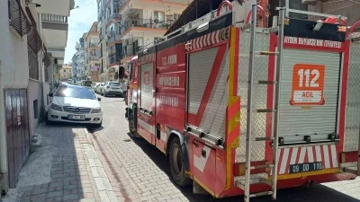 Yanlış park itfaiyenin erken m&uuml;dahalesini engelledi
