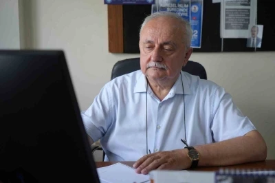 Yapay zekanın g&ouml;r&uuml;nmeyen su y&uuml;k&uuml;: "Dijital geleceği inşa ederken su kaynaklarımızı t&uuml;ketmeyelim"
