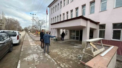 Yapımı devam eden Aydıntepe İlçe Halk Kütüphanesi’nde sona gelindi
