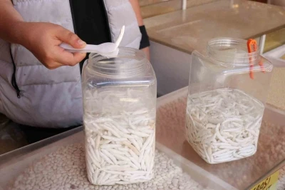 Yapımı zahmetli bu sakız sağlığa faydalarıyla dikkat &ccedil;ekiyor
