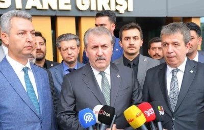 Yaralı &ouml;ğrencileri ziyaret eden BBP lideri Destici&rsquo;den &rsquo;aile&rsquo; vurgusu