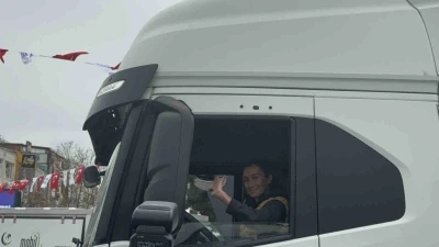 Yardım konvoyuna &quot;kadın eli&quot; değdi
