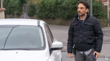 Yargı'nın sevilen oyuncusu Uğur Aslan, sete ziyarete gelen b&uuml;y&uuml;k kızıyla fotoğrafını paylaştı